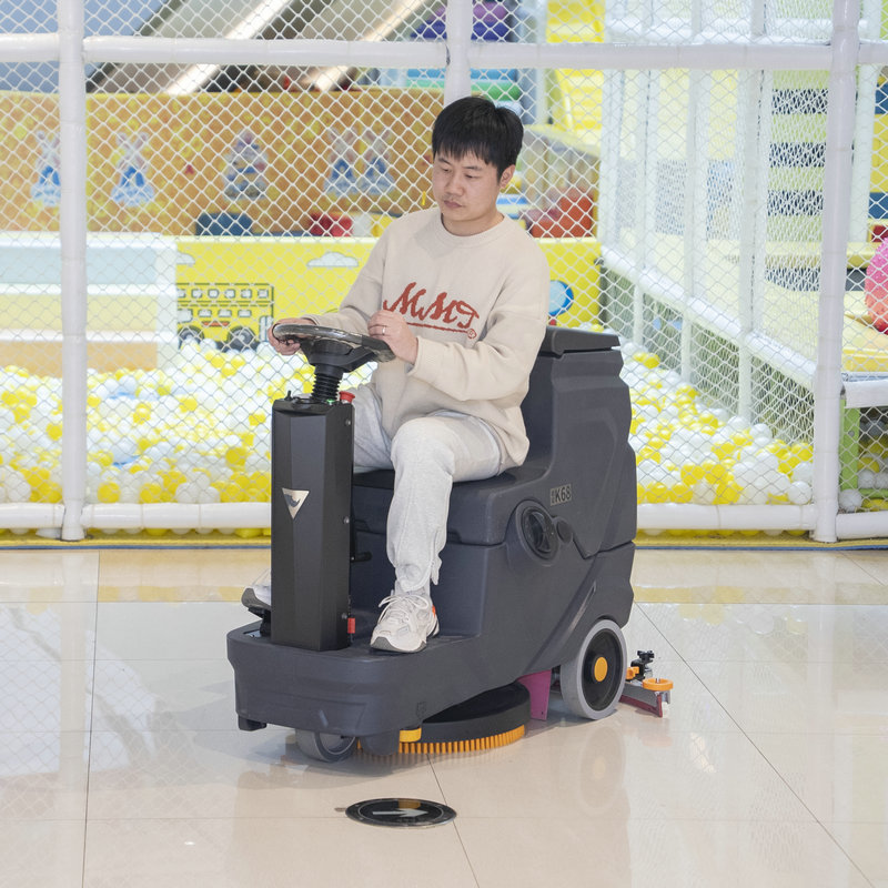 Ride On Floor Scrubber for Sch - огляд і ціна Ride On Floor Scrubber 20 Inch